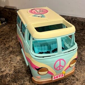 LOL Surprise Grill & Groove Camper Playset
